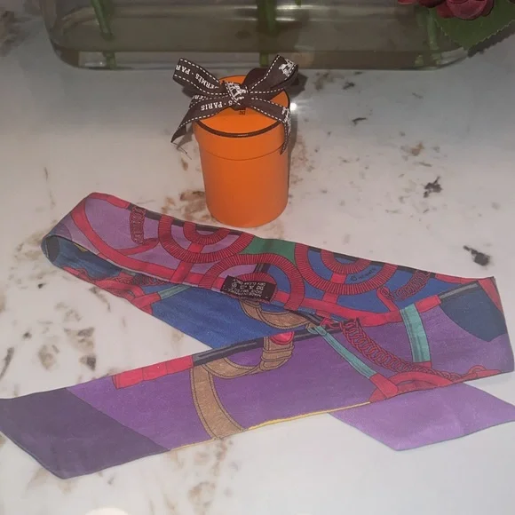 Preloved HERMES  Multicolor Twilly Scarf - Picture 3 of 11